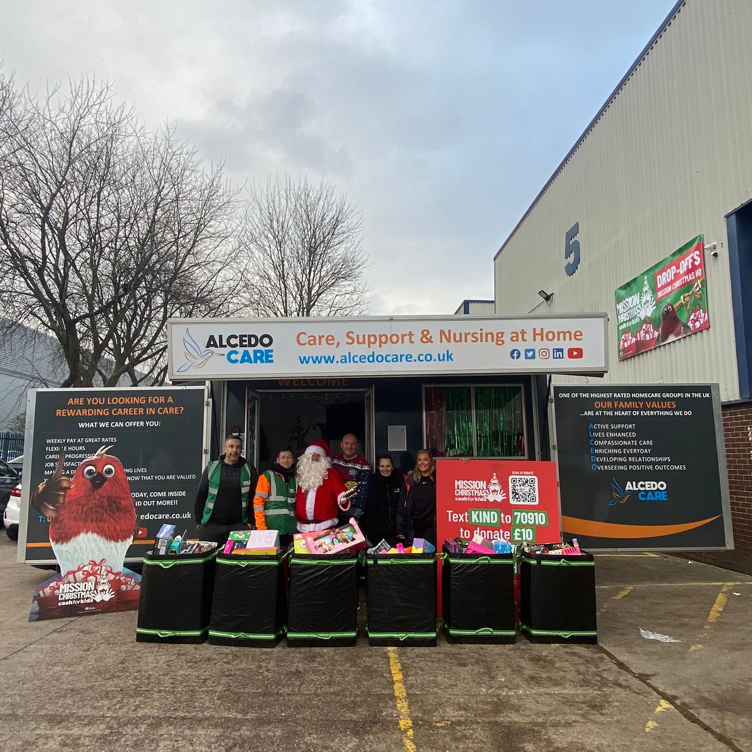 Mission Christmas drop off to Cash for Kids Manchester